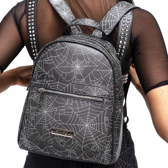 VENOM MINI BACKPACK x DISTURBIA - Picture 1 of 15